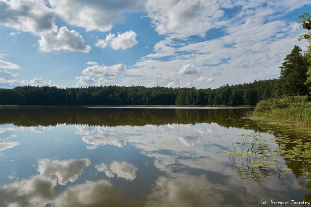 Jezioro Krutyńskie w okolicach dawnej Murawy